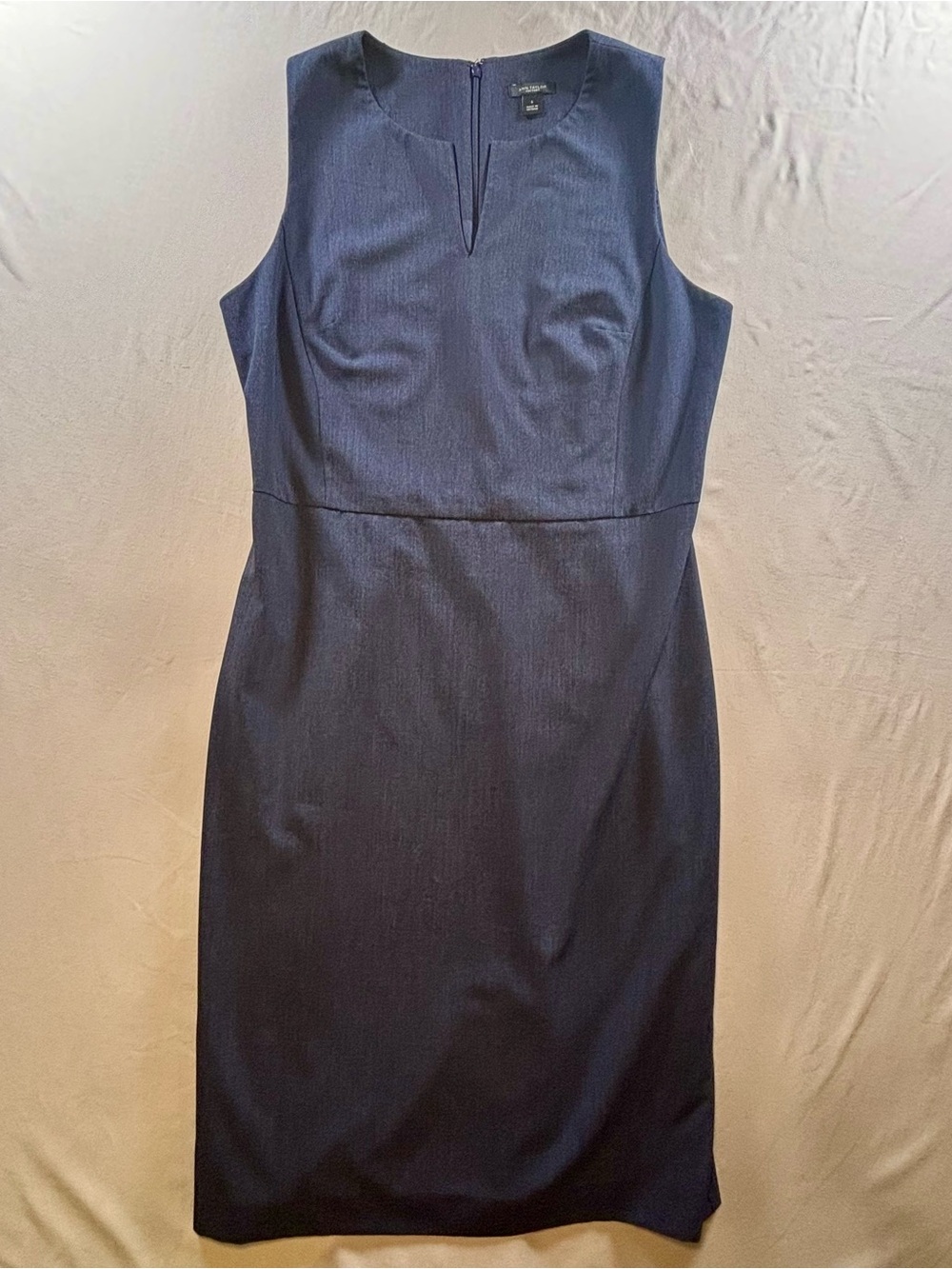 Ann Taylor Factory Navy Blue Sleeveless Notch Neck Sheath Dress Size 6
